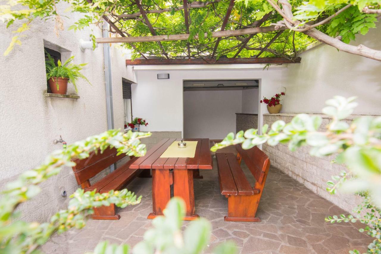 Apartment Vida - Amazing Place With Garden And Terrace Rijeka Extérieur photo
